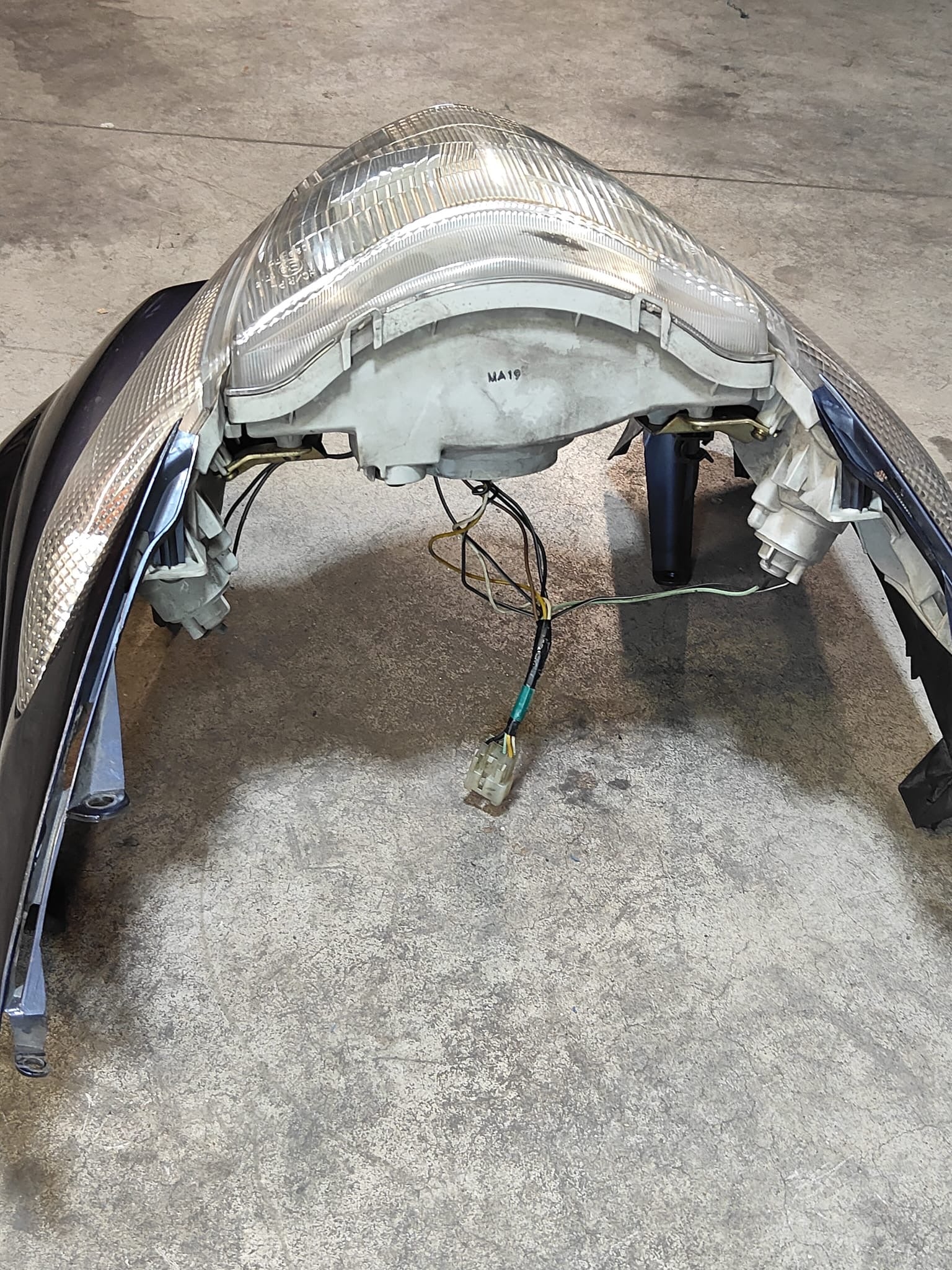 Carena anteriore Suzuki Burgman 400 - vista frontale