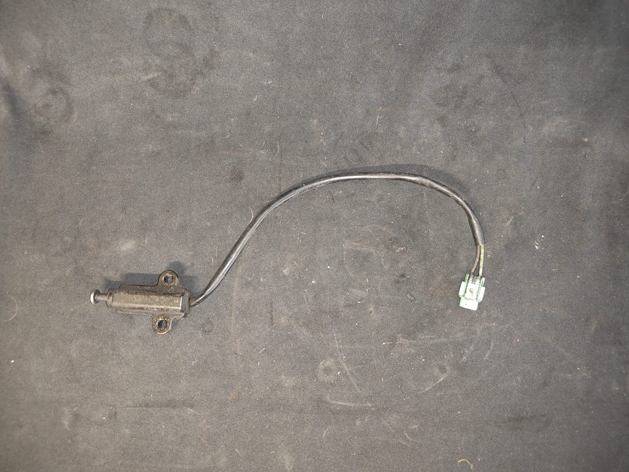 Sensore cavalletto Omron C8S-38D - etichetta codice 37840-20E00