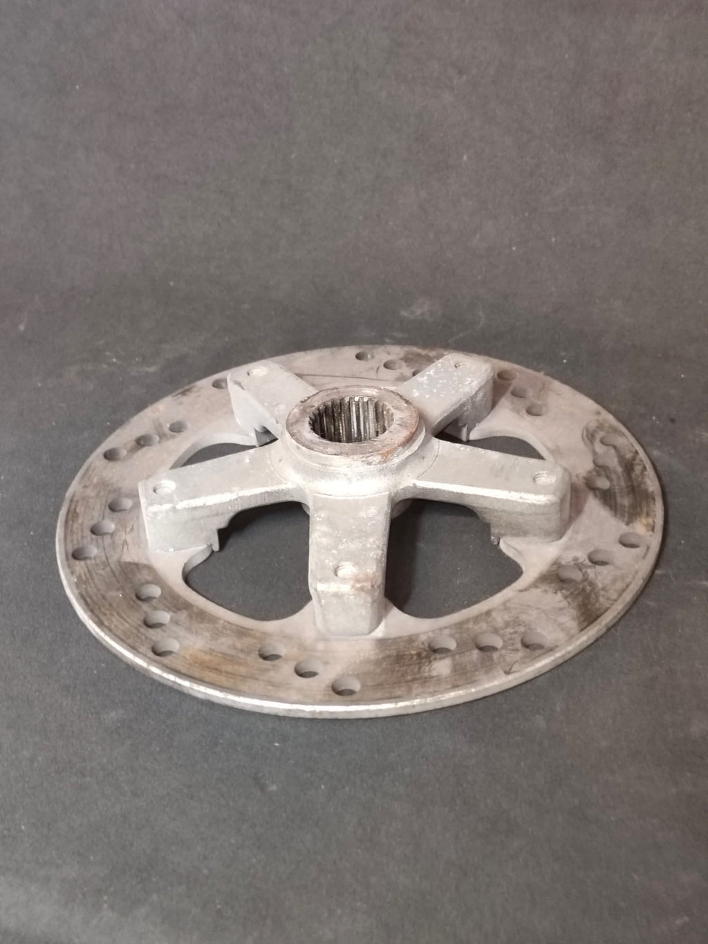 Disco freno posteriore Burgman 400 - vista frontale