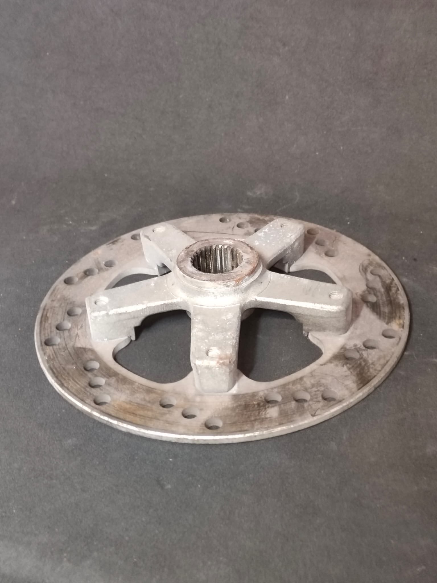 Disco freno posteriore Burgman 400 - vista frontale
