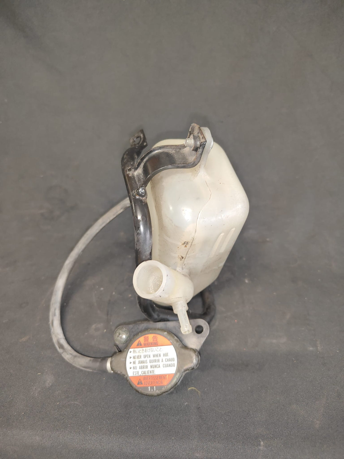 Vaschetta Liquido Raffreddamento Suzuki Burgman 400 2001