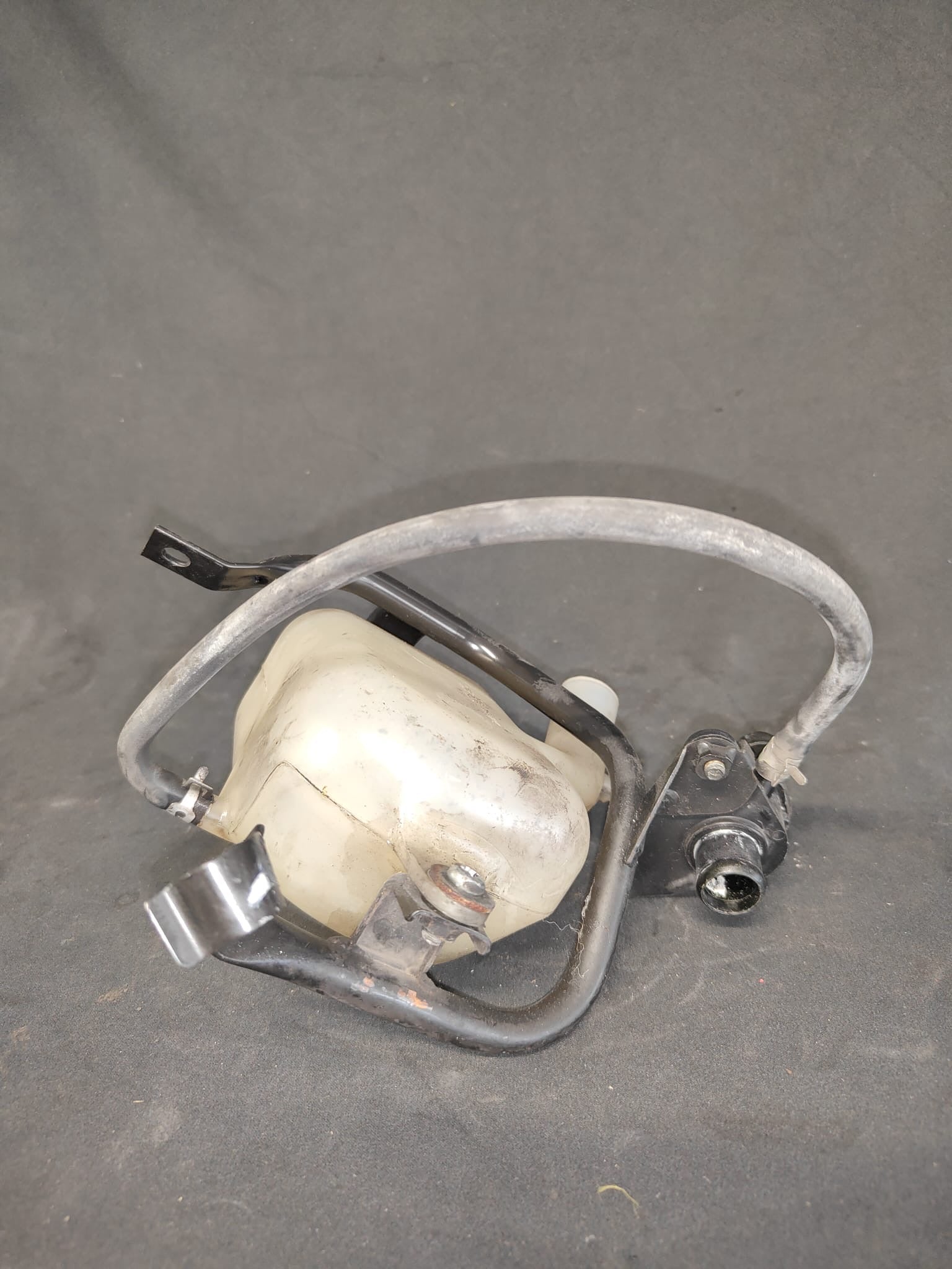 Vaschetta Liquido Raffreddamento Suzuki Burgman 400 2001