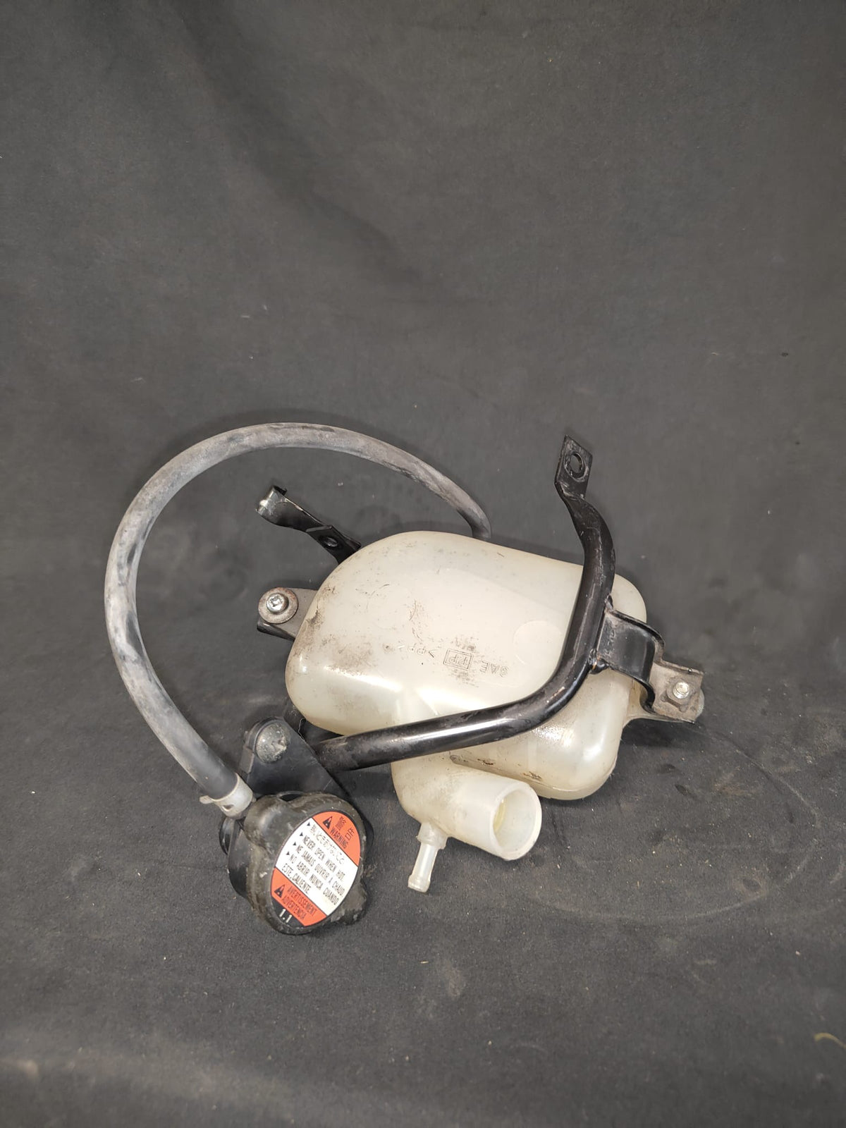 Vaschetta Liquido Raffreddamento Suzuki Burgman 400 2001